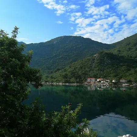 Calm Lagoon At Sea Apartmán *